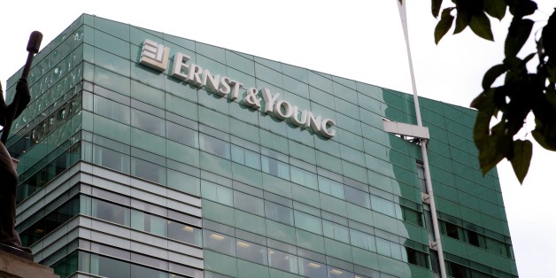Ernst & Young Removes Degree Classification from entry criteria as there’s ‘no evidence’ university equals success