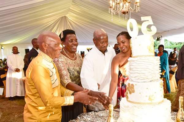 Museveni in Isingiro for wedding anniversary