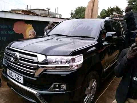 Bobi Wine flaunts sh4.4bn car after withdrawing election petition