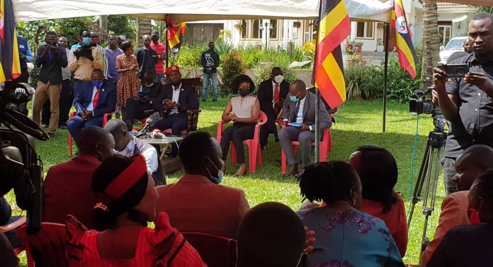 Bobi Wine declares himself by giving himself 54%