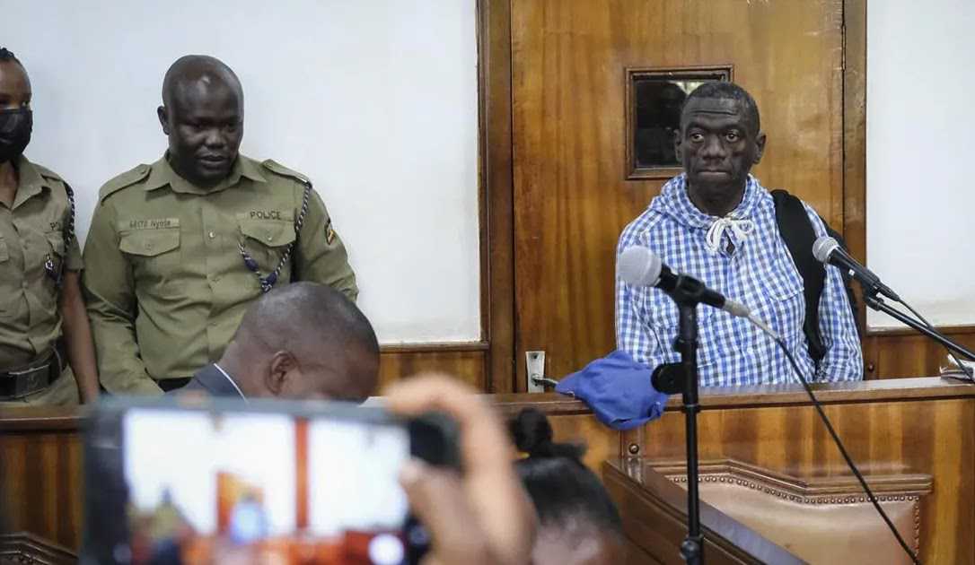 Col Rtd Kiiza Besigye bailed out at sh3m not sh30m